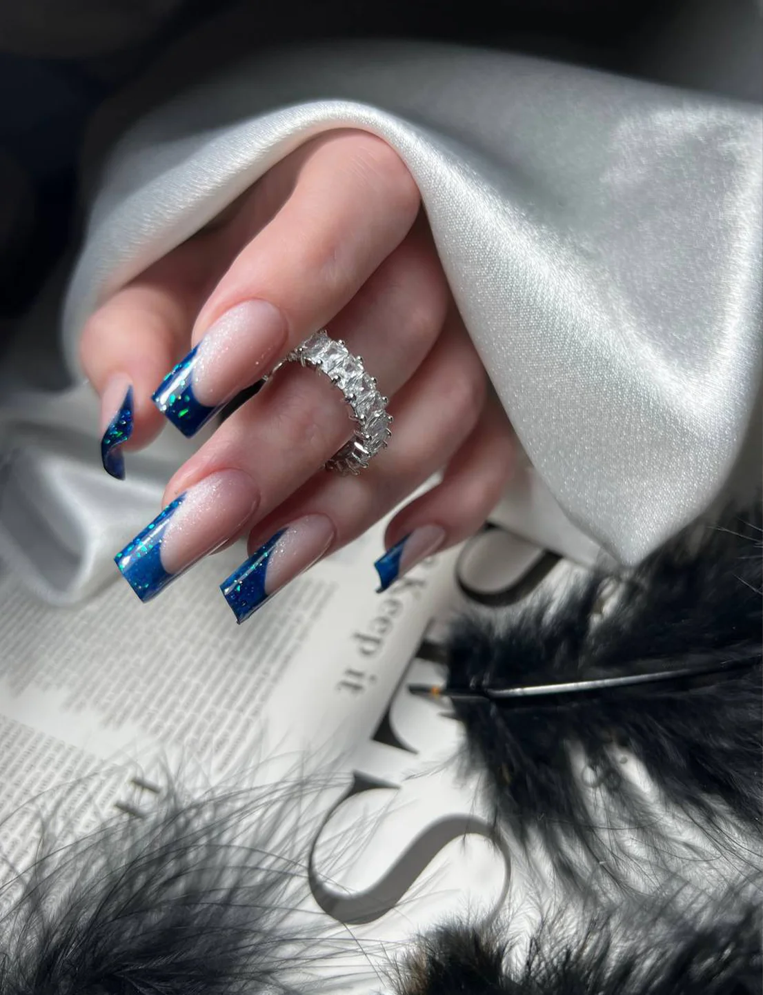 Сапфировый френч с блестками