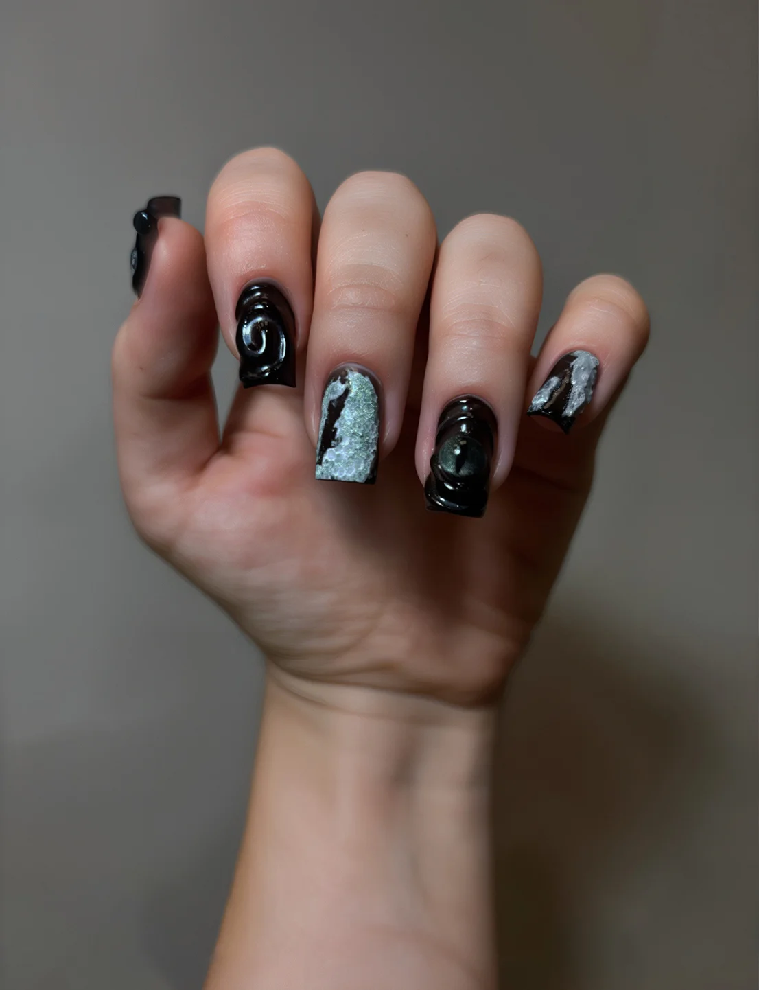 Серебряное зеркало