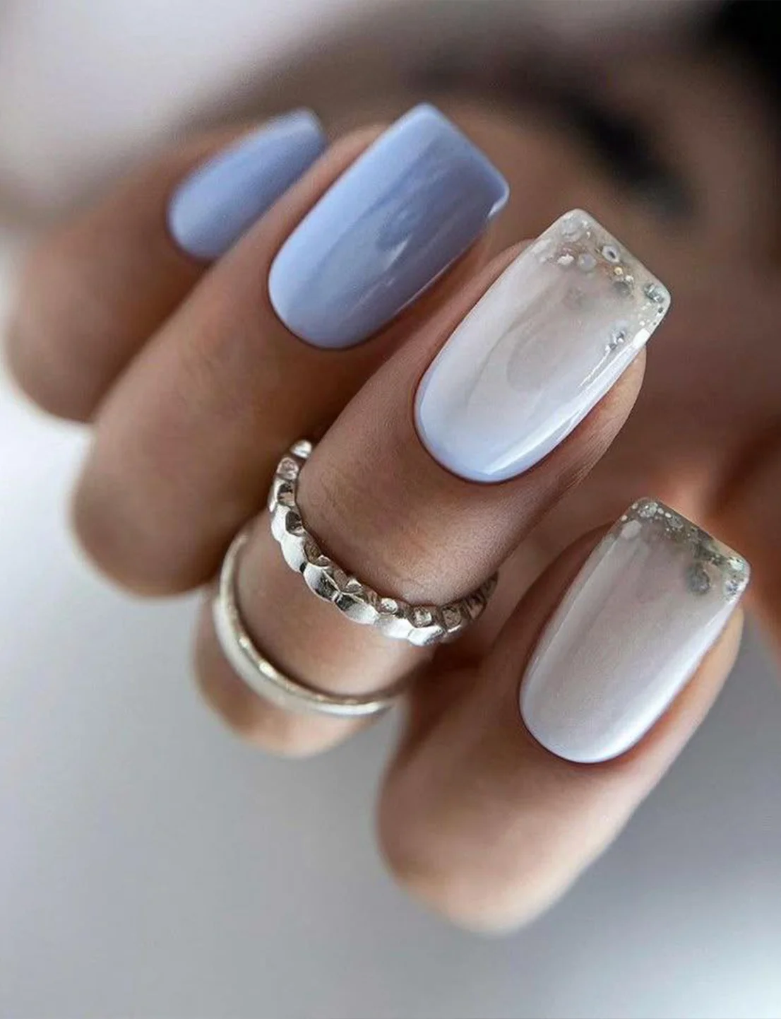 Голубой с блёстками